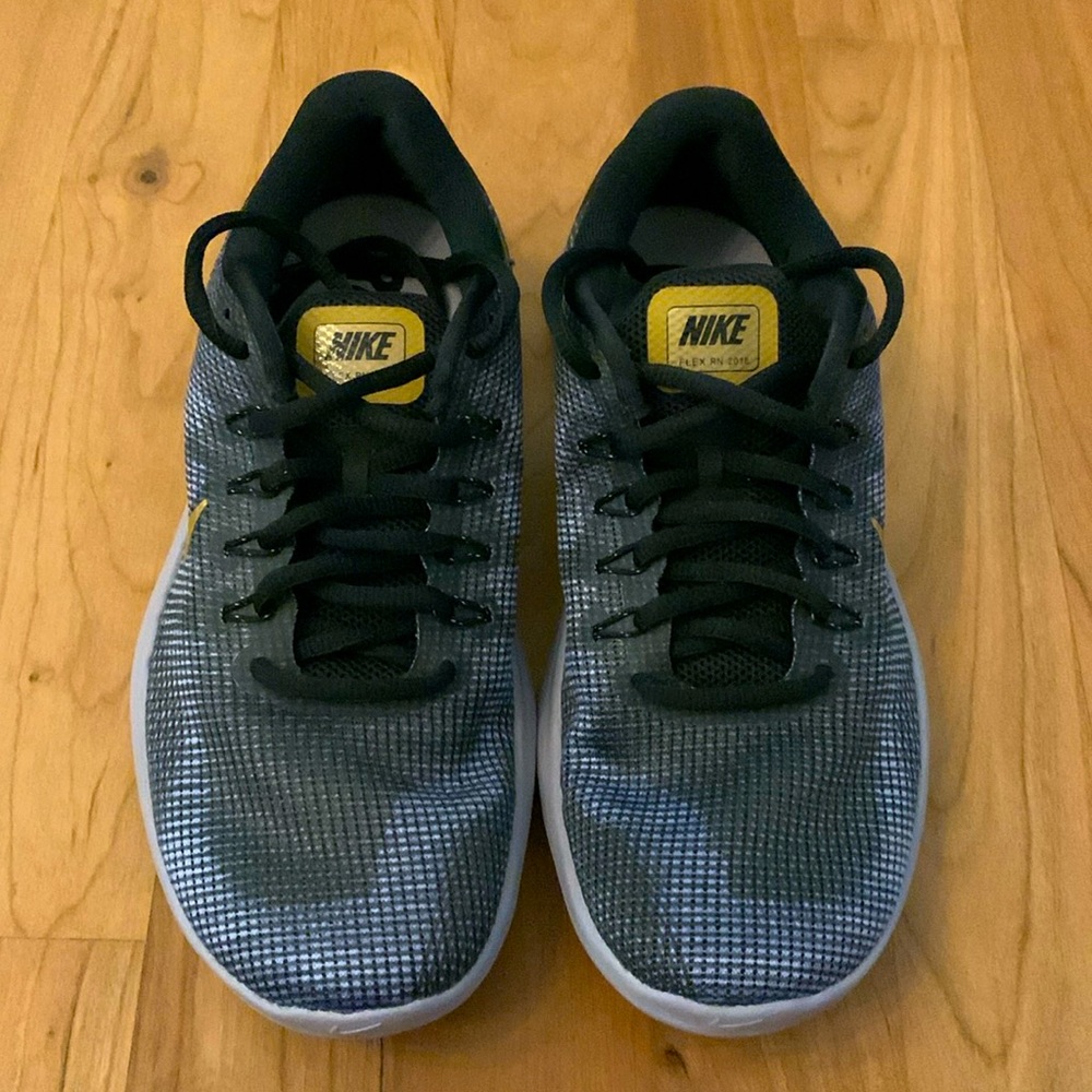 NEW Women Nike Flex RN 2018 Sneakers, Size 8.5